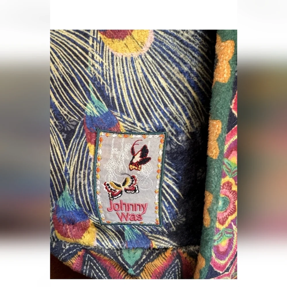 Johnny Was Lauren Canyon Cozy Sherpa Blanket Reversible Darnahta Peacock Flower